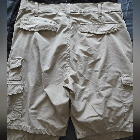 Iron Clothing Men's Hybrid Cargo Shorts 2 Black & 2 Beige Khaki Sz 34 - Picture 4 of 11